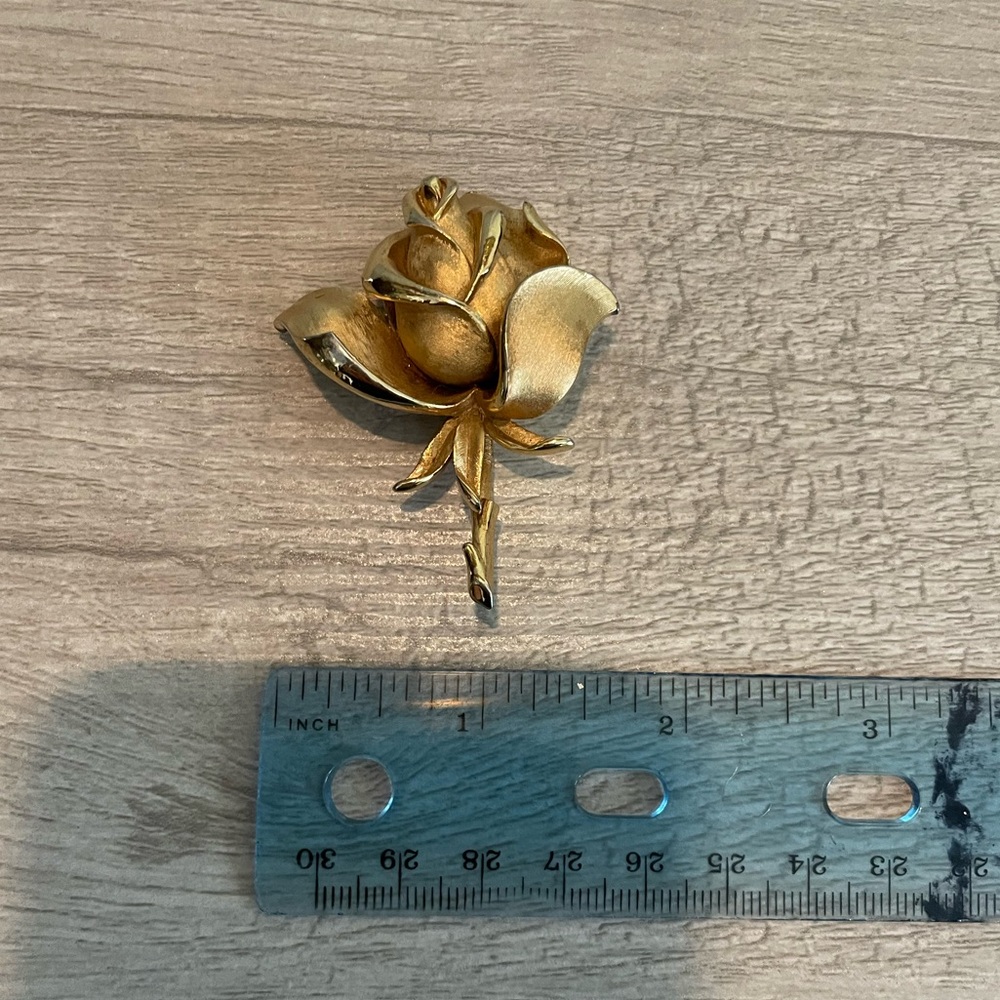 Vintage 18k Gold Plated Rose Brooch - Picture 10 of 10